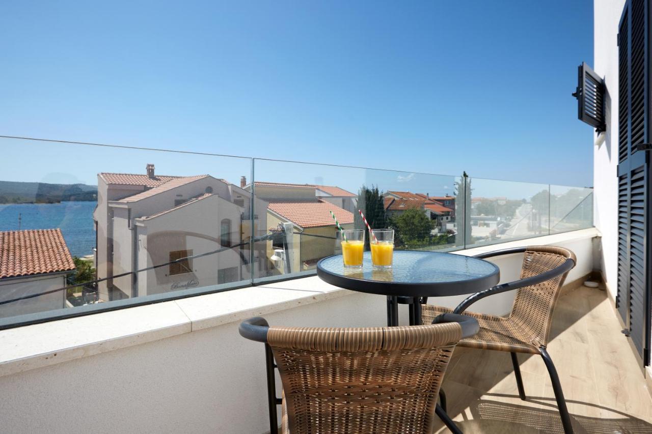 Apartment Nika Turanj