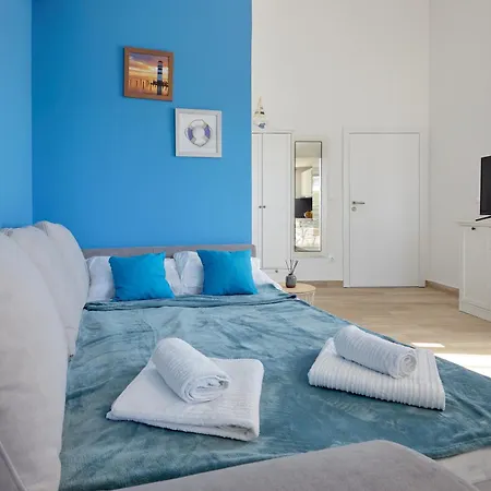 Apartments Nika Turanj Habitación foto