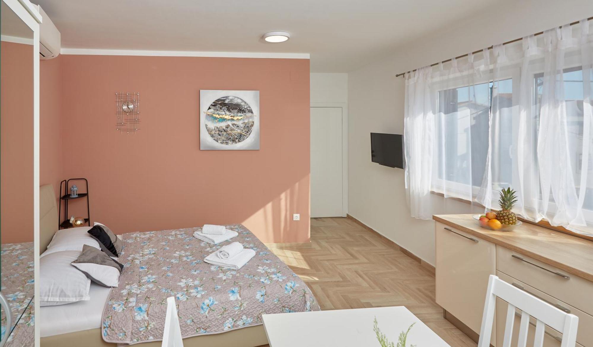 Nika Apartment Turanj